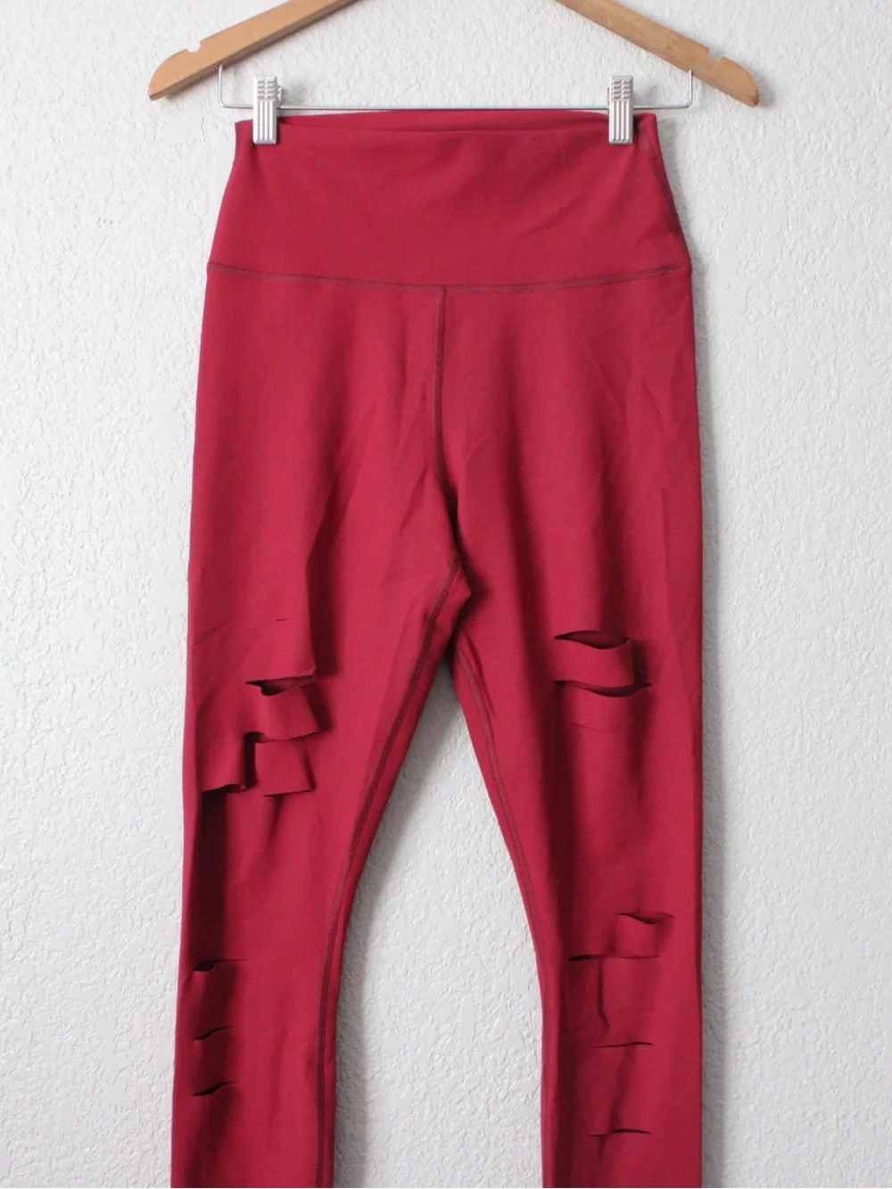 ALO Yoga High Waisted Ripped Warrior Leggings